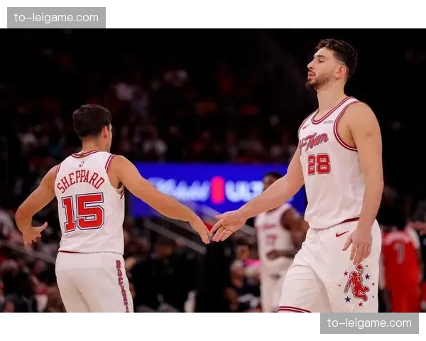 奇才后场伤病潮持续 控场责任分散至锋线球员现象 奇才后场伤病潮持续 控场责任分散至锋线球员现象